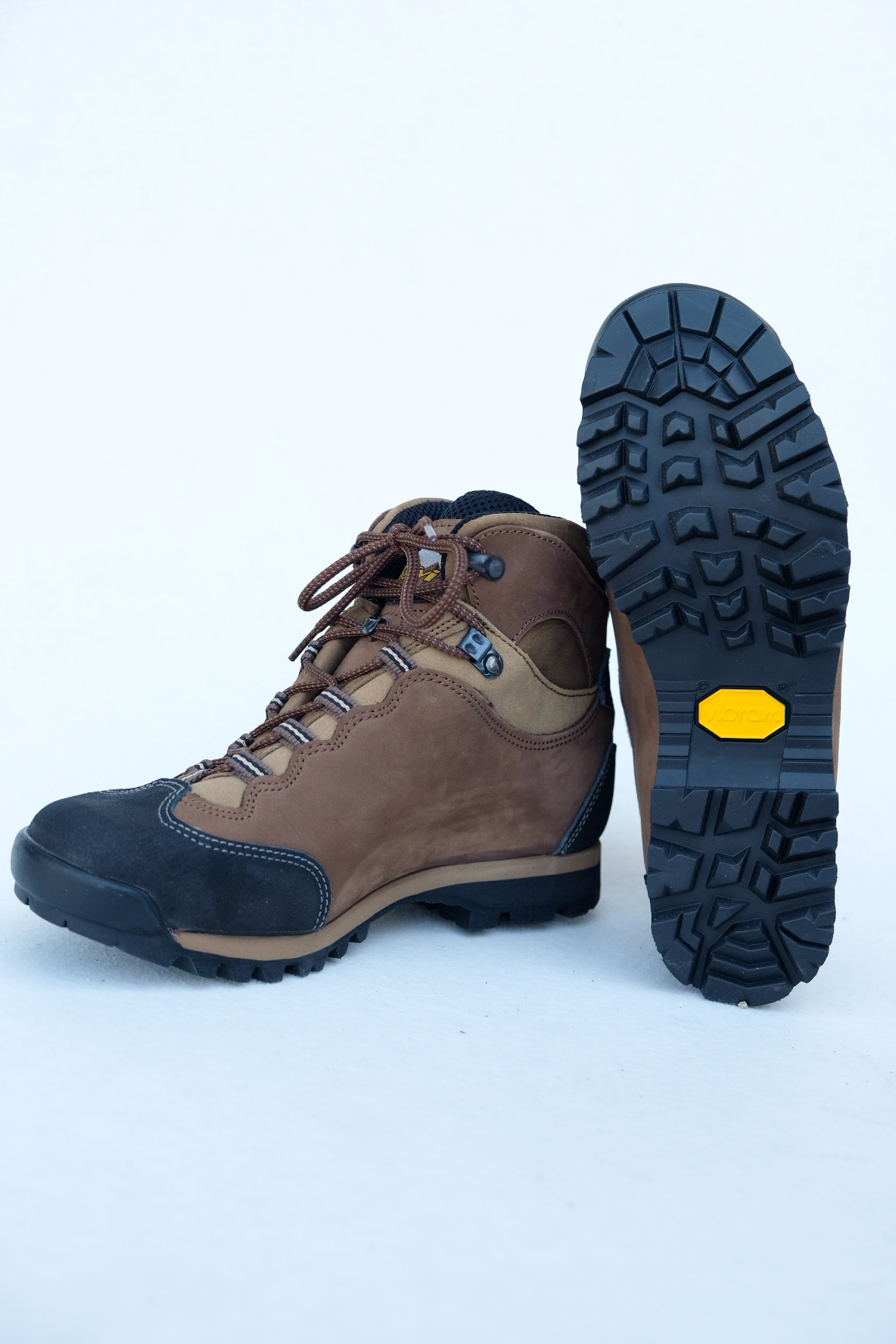 Beta 0-Gravity | Omaggio sacca porta scarpe | Scarpe antinfortunistica  leggere idrorepellenti cod. 7352A S1P HRO SRC